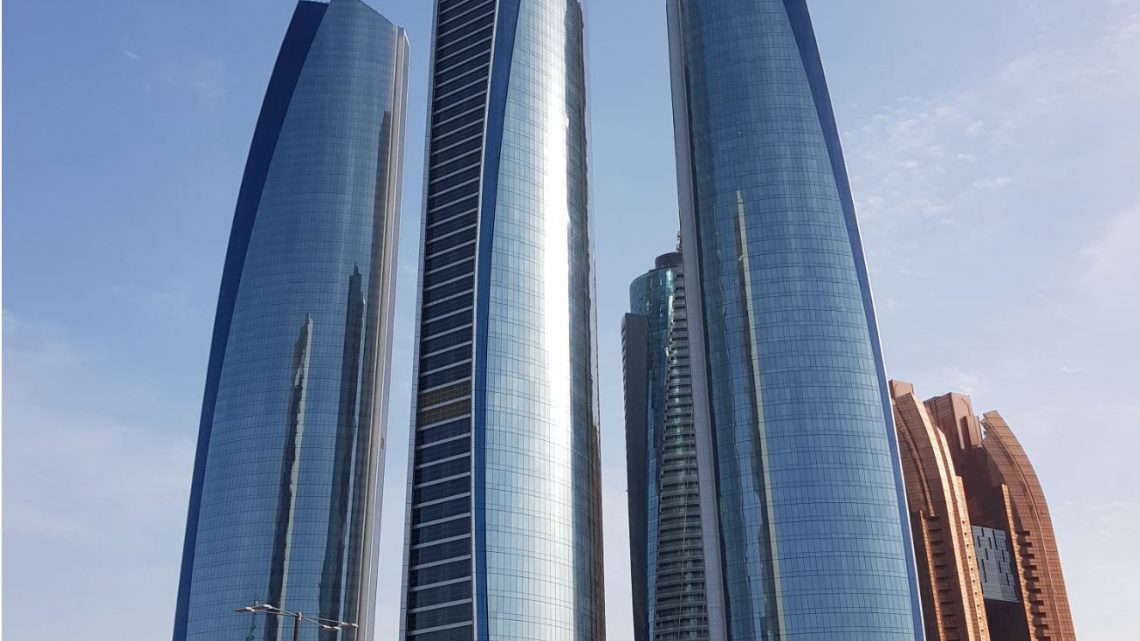 Blick auf Ethiad Towers in Abu Dhabi